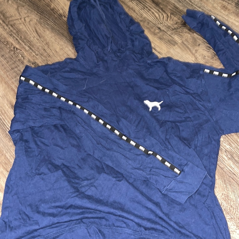 Navy pink hoodie T-shirt
